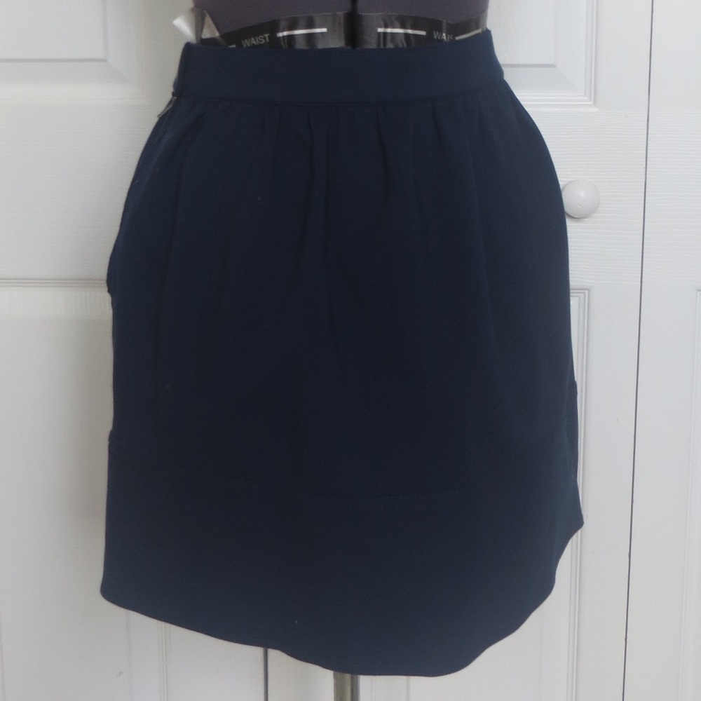 Madewell Navy Viscose Blend Blue A-Line Skirt • Casual Minimalist • Size 2 🔴 - Picture 2 of 4